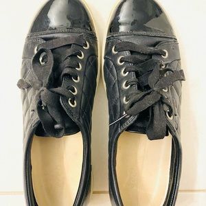 Ecco soft sneaker size 9